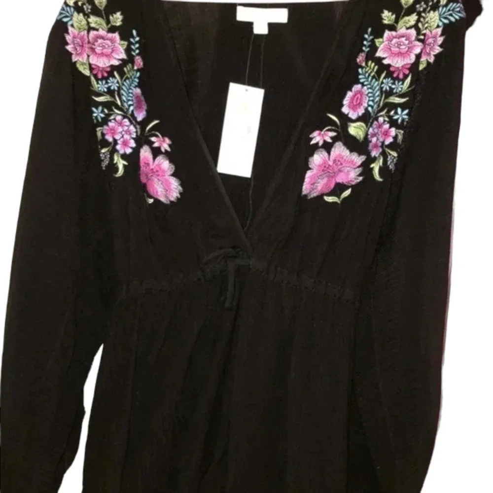 (50% OFF) NWT Spiritual Gangster Zella Floral Embroidered Romper M SOLD OUT ITEM - Picture 7 of 7